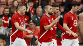 Paul Mullin, Elliot Lee in Welcome to Wrexham 3x02