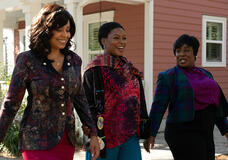 Sanaa Lathan, Aunjanue Ellis e Uzo Aduba in Domenica con Le Supremes