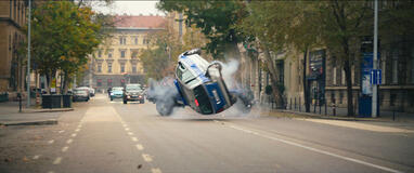 Scena con auto della polizia dal set di 60 Minutes