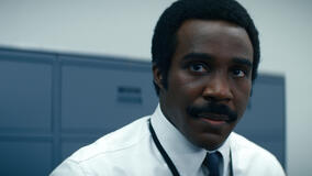 Tramell Tillman in Scissione 1x08