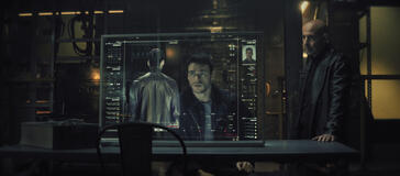 Richard Madden come Mason Kane, Stanley Tucci come Bernard Orlick in Citadel 1x01