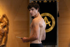 Fernando Líndez come Joel in Elite 8x03