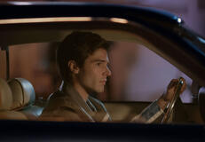 Alejandro Santa María come Alfredo in La Primera Vez 2x08