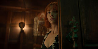 Emily Rudd come Nami in One Piece - Stagione 1