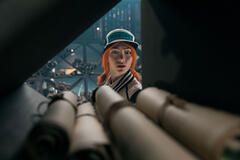 Emily Rudd come Nami in One Piece - Stagione 1