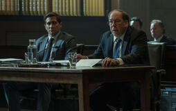 Jake Gyllenhaal e Bill Camp in Presunto innocente 1x06