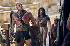 Martyn Ford come Flamma, Moe Hashim come Kwame in Those About To Die 1x05