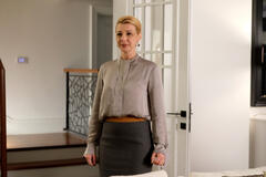 Nilgün Türksever (Laçin Gökmen Tilmen) in Segreti di Famiglia 1x13