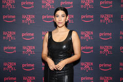 Stephanie Beatriz attende la proiezione speciale di Hazbin Hotel a Los Angeles al Culver Theater il 17 gennaio 2024 in Culver City, California