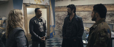 Erin Moriarty (Annie January aka Starlight), Laz Alonso (Mother's Milk), Karl Urban (Billy Butcher), Tomer Capone (Frenchie) in The Boys 4x04