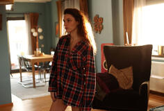 Yüsra Geyik (Yagmur) in The Family (Aile) 1x05 (versione italiana)