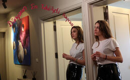 Serenay Sarikaya (Devin) in The Family (Aile) 1x08 (versione italiana)