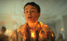 Elliot Page come Viktor Hargreeves in The Umbrella Academy 4x04