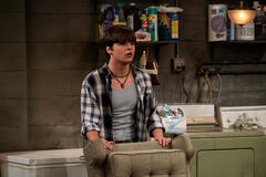 Mace Coronel come Jay Kelso in That '90s Show 1x05