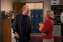 (S-D) Kurtwood Smith come Red Forman, Debra Jo Rupp come Kitty Forman in That '90s Show 1x09