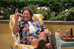 Don Stark come Bob in That '90s Show 2x01