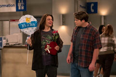 (S-D) Mace Coronel come Jay, Max Donovan come Nate in That '90s Show 2x04