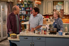 (S-D) Kurtwood Smith come Red, Don Stark come Bob, Debra Jo Rupp come Kitty in That '90s Show