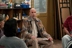 Robert Clendenin come Earl in That '90s Show 3x07