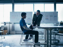 Masaki Suda e Yoshiyoshi Arakawa in Cloud di Kiyoshi Kurosawa - Immagine dal set