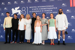 Delegazione di Quiet life di Alexandros Avranas al photocall del film a Venezia 81 il 29 agosto 2024
