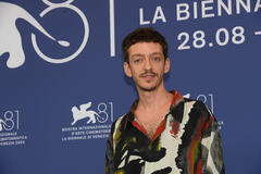 Nahuel Pérez Biscayart al Photocall di El Jockey di Luis Ortega a Venezia 81 il 29 agosto 2024