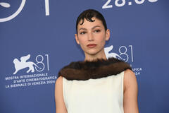 Úrsula Corberó al Photocall di El Jockey di Luis Ortega a Venezia 81 il 29 agosto 2024