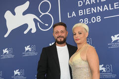 Gennaro Scarica e Marilena Amato al photocall del film Vittoria di Casey Kauffman e Alessandro Cassigoli a Venezia 81 il 30 agosto 2024