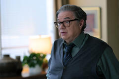Oliver Platt come Dr. Daniel Charles in Chicago Med 11x11