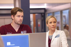 (S-D) Luke Mitchell come Dr. Mitch Ripley, Jessy Schram come Dr. Hannah Asher in Chicago Med 11x13