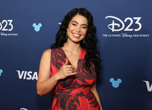 Auli'i Cravalho al Disney Entertainment Showcase del D23 il 9 agosto 2024