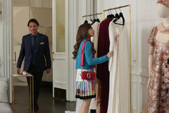 Lily Collins come Emily in Emily in Paris 1x07