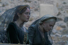 Olivia Cooke, Phia Saban in House of the Dragon 2x02