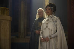 Cynthia Addai-Robinson come Regina Regent Míriel in Il Signore degli Anelli: Gli Anelli del Potere 2x03