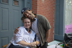 Colleen Hoover e Justin Baldoni sul set di It Ends With Us