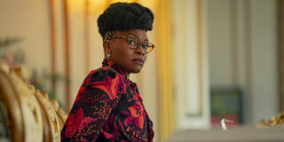 Rakie Ayola in KAOS - Stagione 1 - Immagine dal set