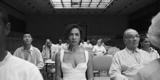 KAOS - Stagione 1 - Immagine dal set