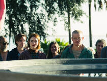 Emma Stone e Jesse Plemons in Kinds Of Kindness