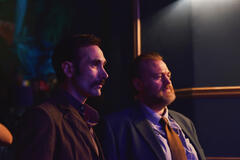 Marco Palvetti e Stefano Fresi in Kostas 1x02