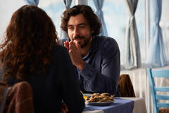 Blu Yoshimi e Michele Rosiello in Kostas 1x04