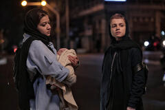 Sadaf Asgari e Ghazal Shojaei in La bambina segreta di Ali Asgari