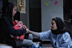 Ghazal Shojaei e Sadaf Asgari in La bambina segreta di Ali Asgari