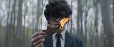 Noah Jupe in La donna del lago 1x07