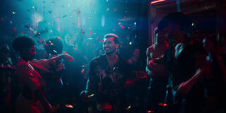 Nabhaan Rizwan in KAOS - Stagione 1 - Immagine dal set