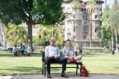 Harrison Ford e Lukita Maxwell in Shrinking 1x02