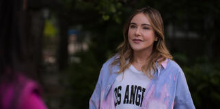 Christa Miller in Shrinking 1x02