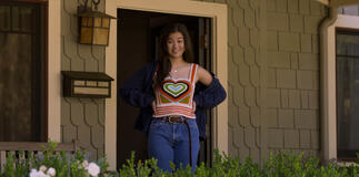 Lukita Maxwell in Shrinking 1x03