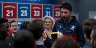 Toheeb Jimoh, Jeremy Swift, Hannah Waddingham e Nick Mohammed in Ted Lasso 1x10