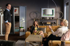 Jason Sudeikis, Ellie Taylor e Hannah Waddingham in Ted Lasso 2x03