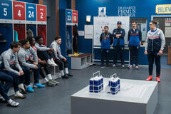 Stephen Manas, Kola Bokinni, Mohammed Hashim, Toheeb Jimoh, Nick Mohammed, Brendan Hunt, Jason Sudeikis e Phil Dunster in Ted Lasso 2x03